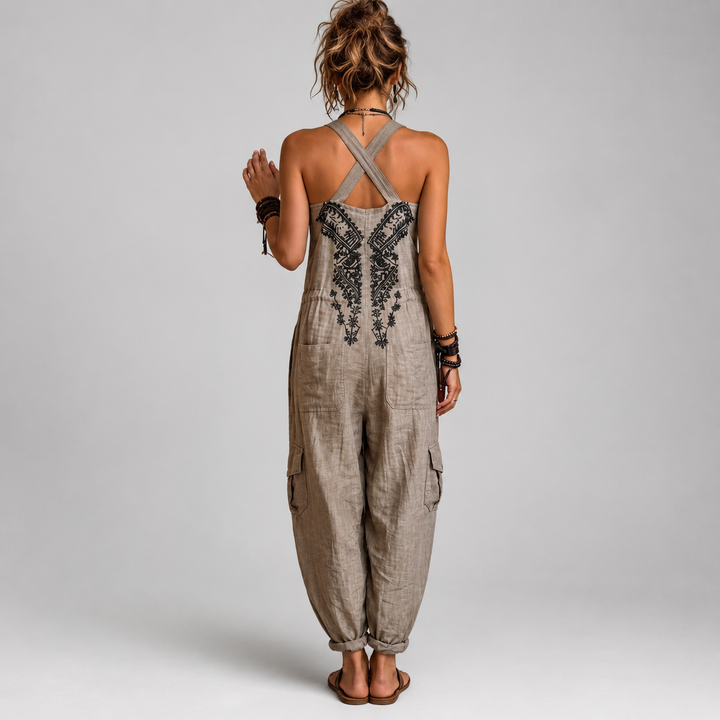 Mono bohemio bordado