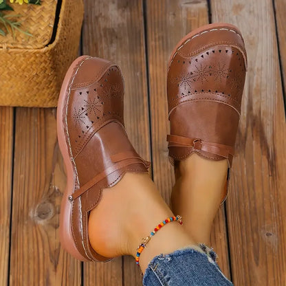 Amelia - Zuecos cómodos con diseño artesanal